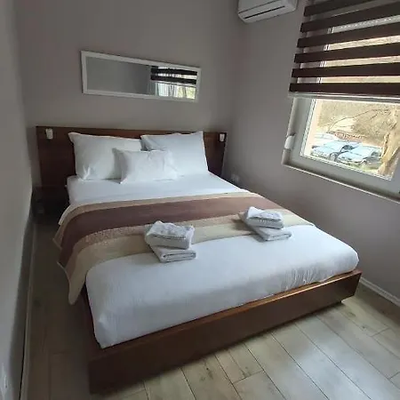 Ozapartments
