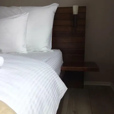 Ozapartments * מוסטר